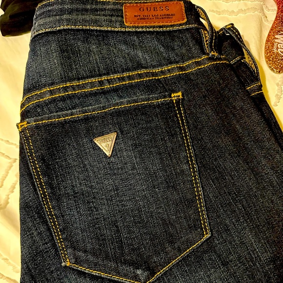 Guess Jeans - Picture 4 of 5